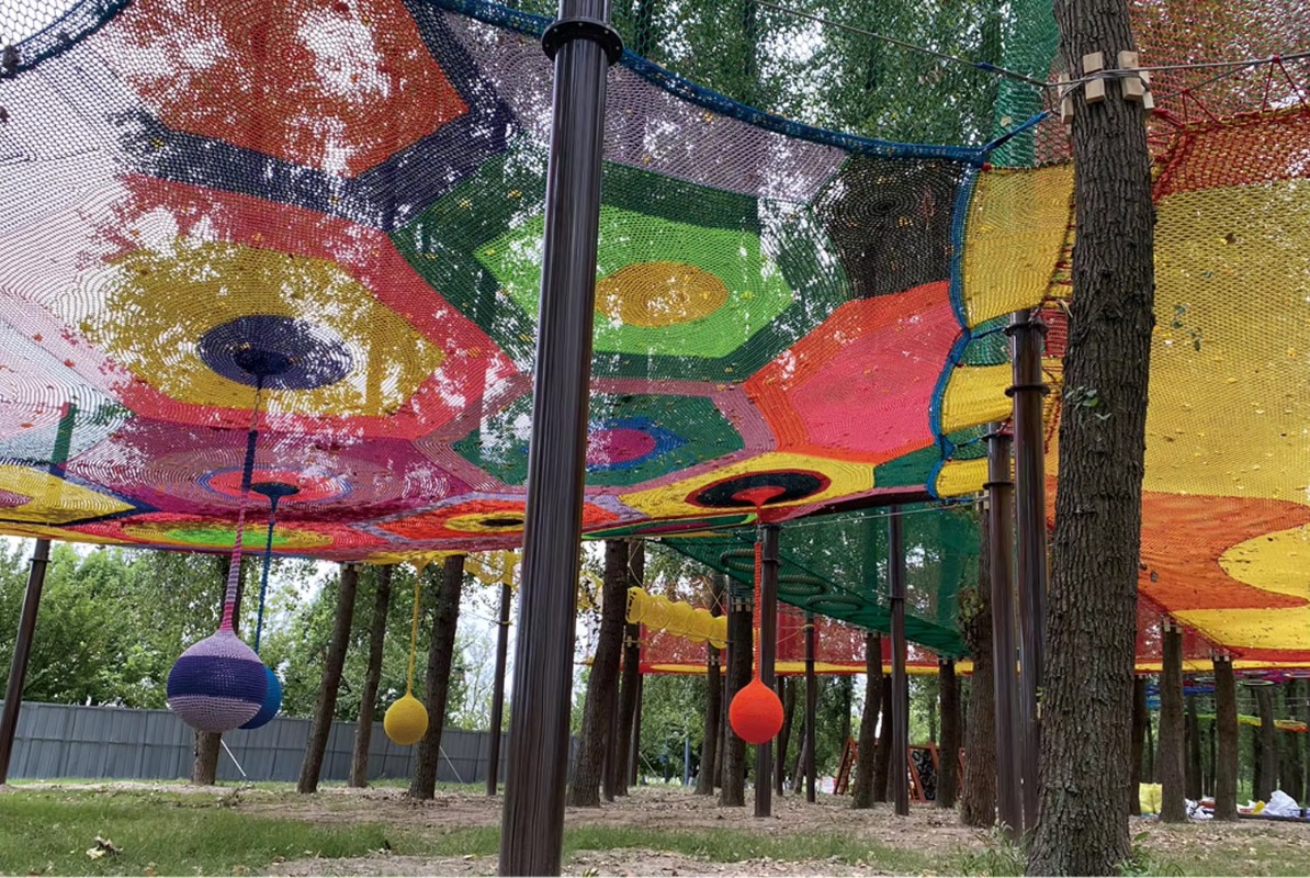 Colorfulnets Customized Advent - Kids Outdoor Adventure Park recensione e prezzo