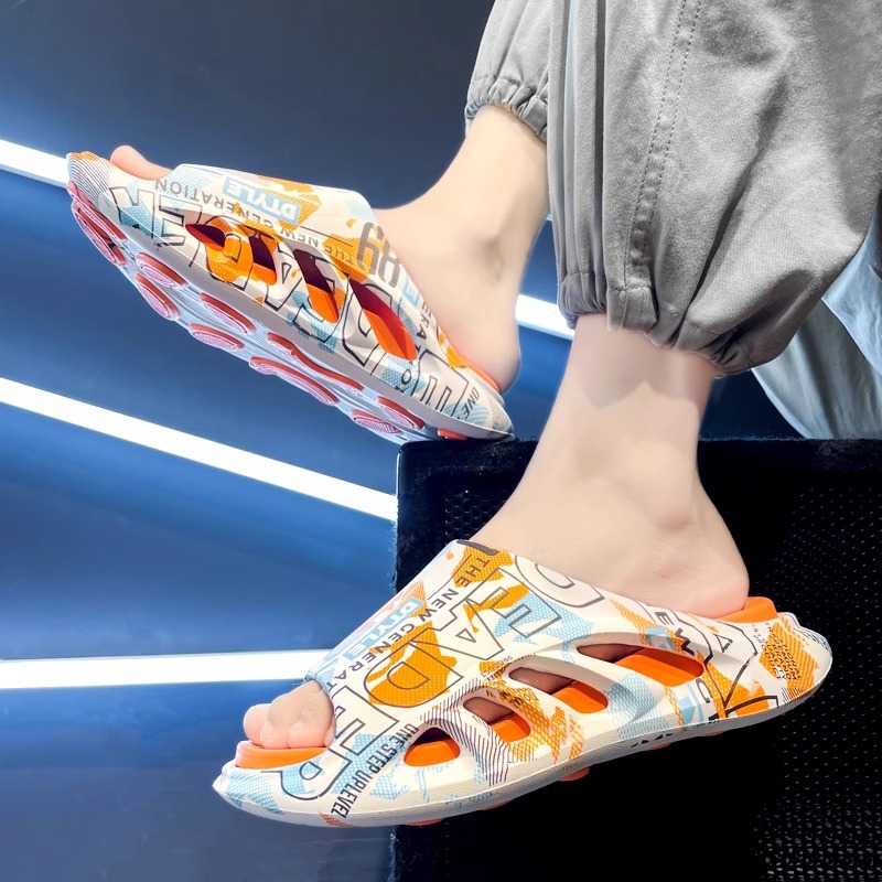 Cloud Slippers for Women & Men - Kids Outdoor Obstacle Course recensione e prezzo