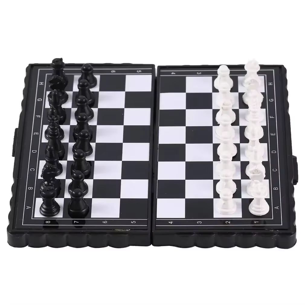 1Pc Mini Magnetic  Chess Set   - Kids Outdoor Play recensione e prezzo