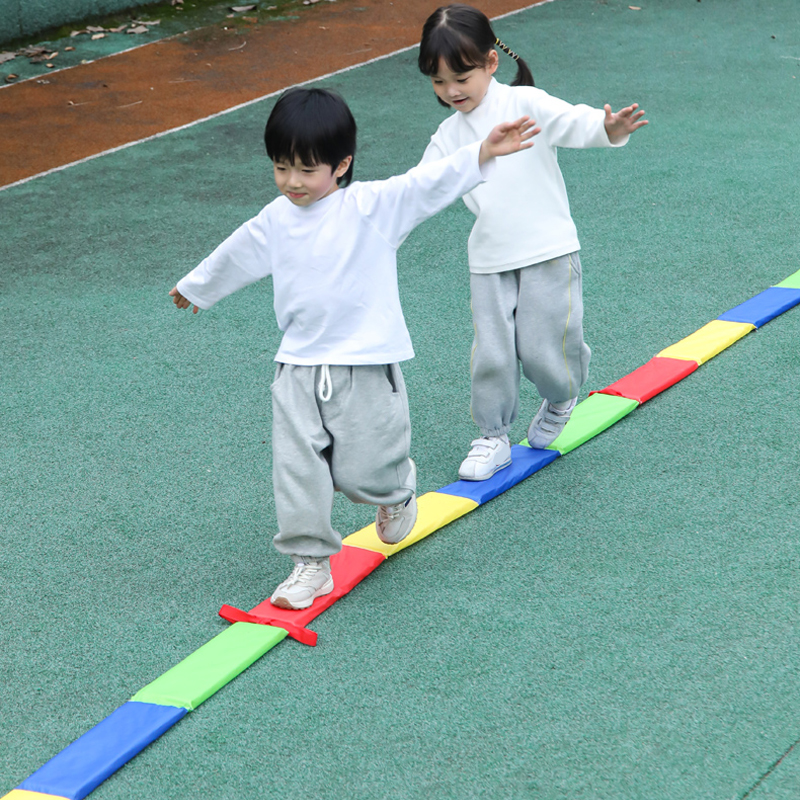 Outdoor Children's Games Jumpi - Kids Outdoor Obstacle Course recensione e prezzo