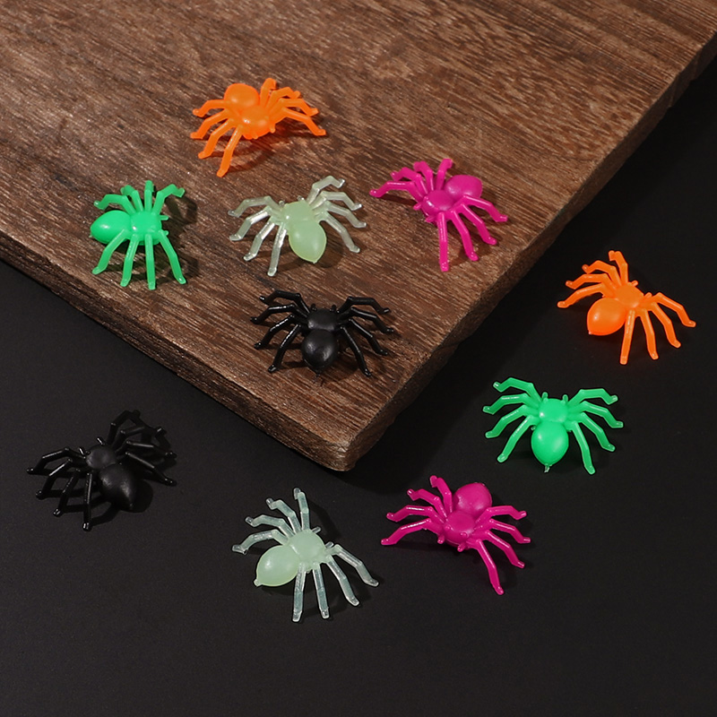 50-200Pcs Halloween Mini Spide - Outdoor Kids In An Indoor World recensione e prezzo